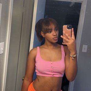 Meet your Posher, Kendra